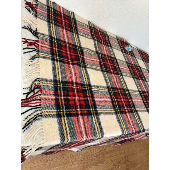 House Of Scotland All Wool Plaid Blanket 65” X 56” Red Cream Yellow - Picture 5 of 5